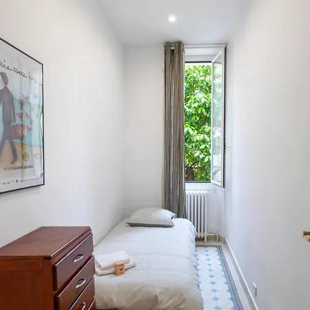 Holidays - Charmant, Authentique, 3 Chambres, Calme, Palais & Lägenhet